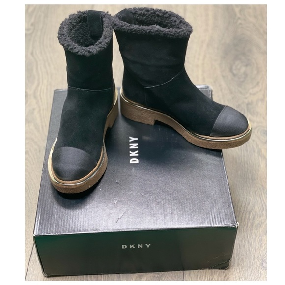Dkny Women's Fay Suede Booties - Black NWB! - Picture 1 of 16